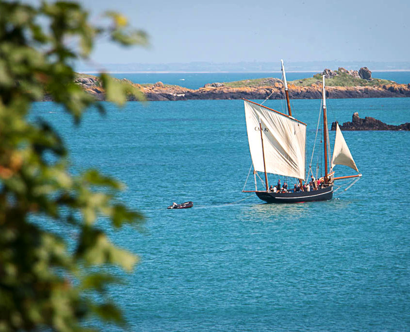 Balade sur un voilier vers les îles Chausey