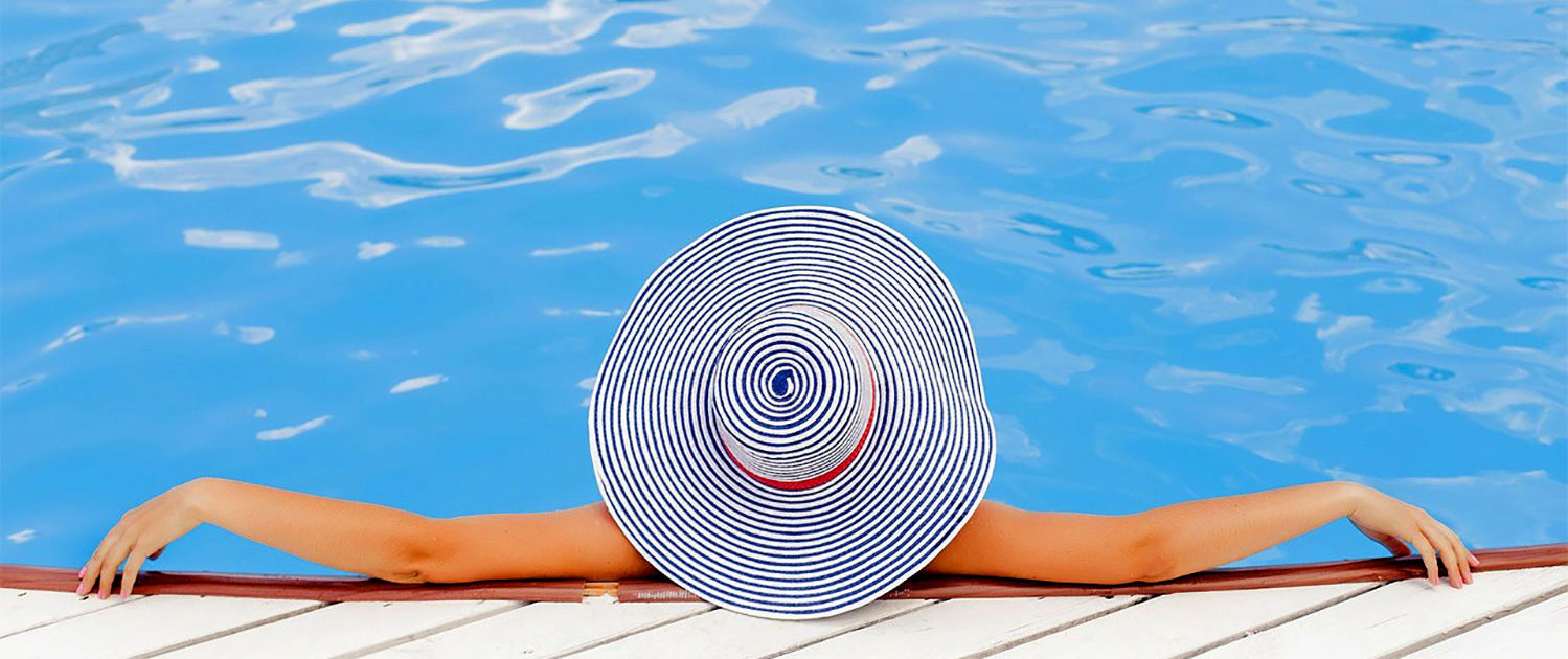 Détente piscine et spa à Cancale