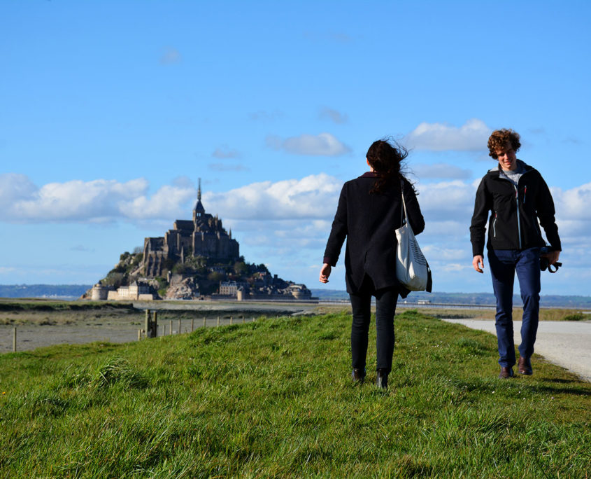 Balade en couple au Mont-Saint-Michel